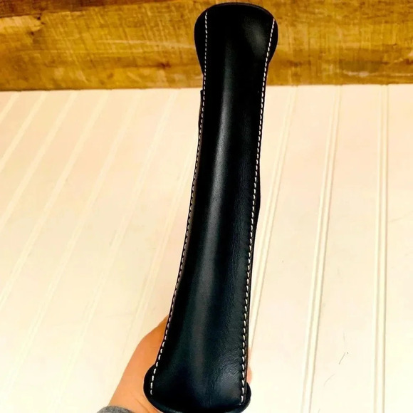 NWOT Cole Haan wristlet - Picture 3 of 6